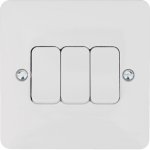 Hager WMPS32 Sollysta 10AX 3 Gang 2 Way White Wall Switch