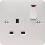 Hager WMSS81N Sollysta 13A 1 Gang Double Pole White Switched Socket with LED Indicator